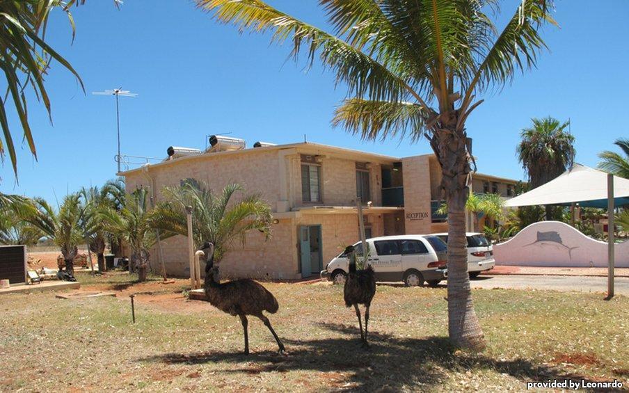 Sea Breeze Resort Exmouth Esterno foto