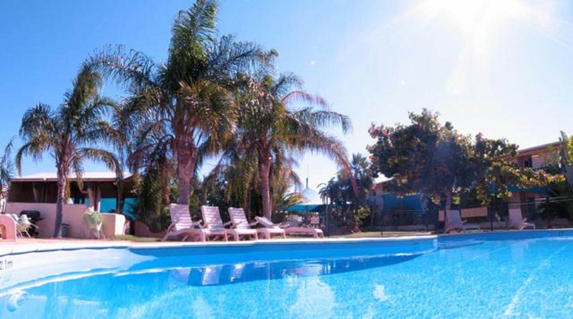 Sea Breeze Resort Exmouth Esterno foto