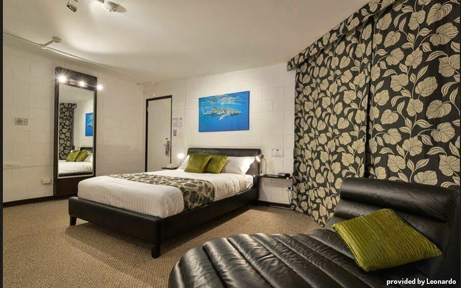 Sea Breeze Resort Exmouth Esterno foto